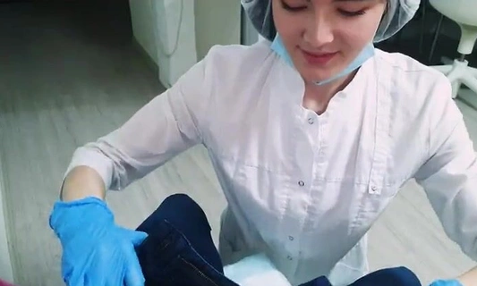 Может, я вас смущаю? Вы стесняетесь меня?