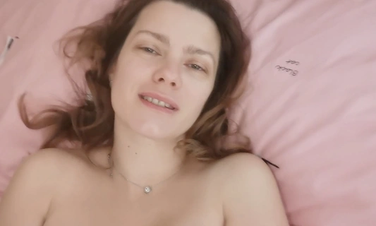 Утро с 40 летней русской мамкой и её мокрой киской